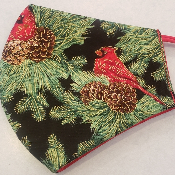 Christmas 🎄⛄ Face Masks Adult Size New - Picture 3 of 7